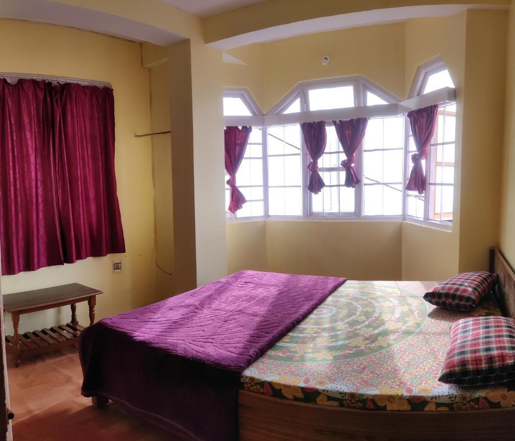 Wind Home Darjeeling- Budget Hotel Near Mall Dardżyling Zewnętrze zdjęcie