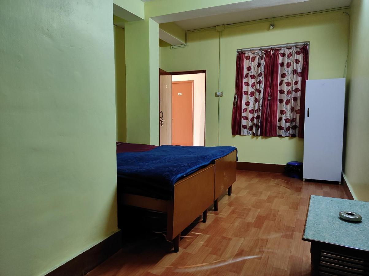 Wind Home Darjeeling- Budget Hotel Near Mall Dardżyling Zewnętrze zdjęcie