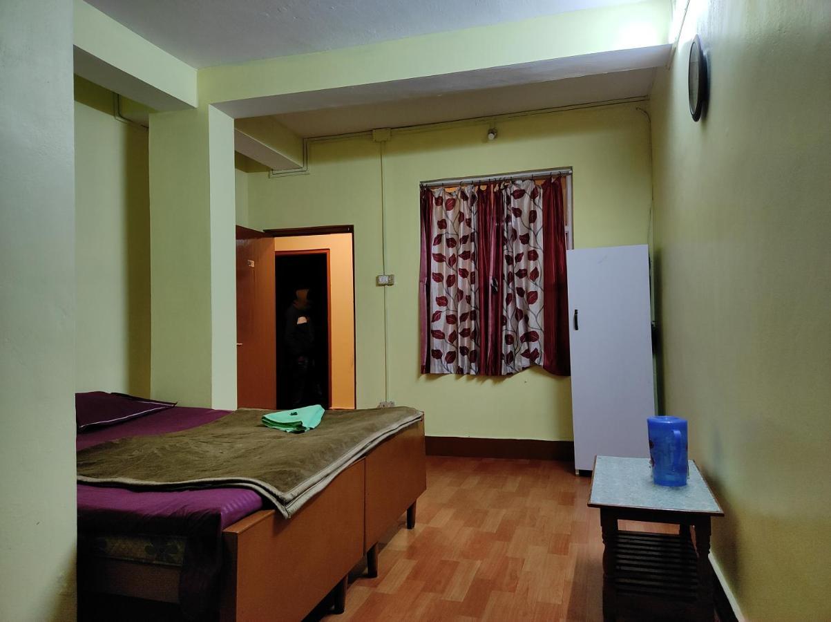 Wind Home Darjeeling- Budget Hotel Near Mall Dardżyling Zewnętrze zdjęcie
