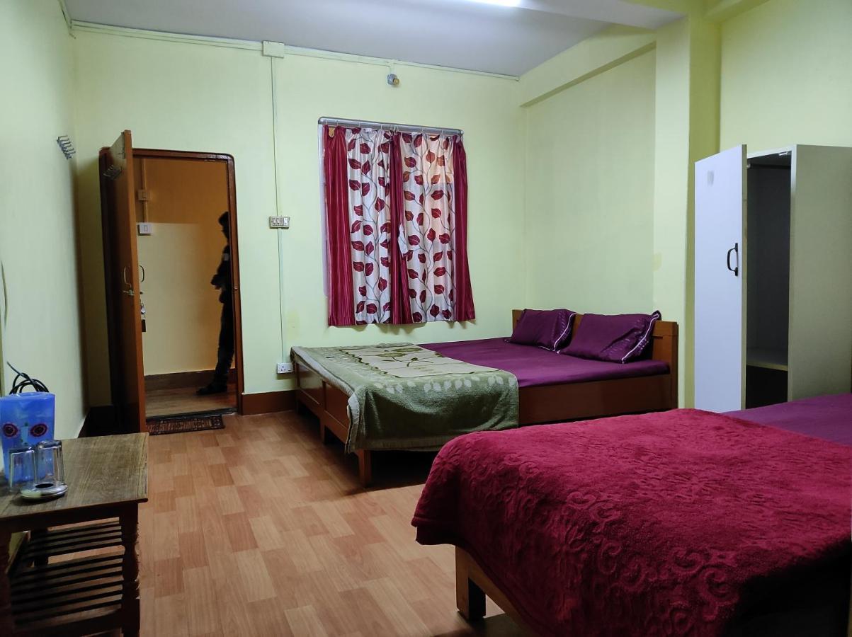 Wind Home Darjeeling- Budget Hotel Near Mall Dardżyling Zewnętrze zdjęcie